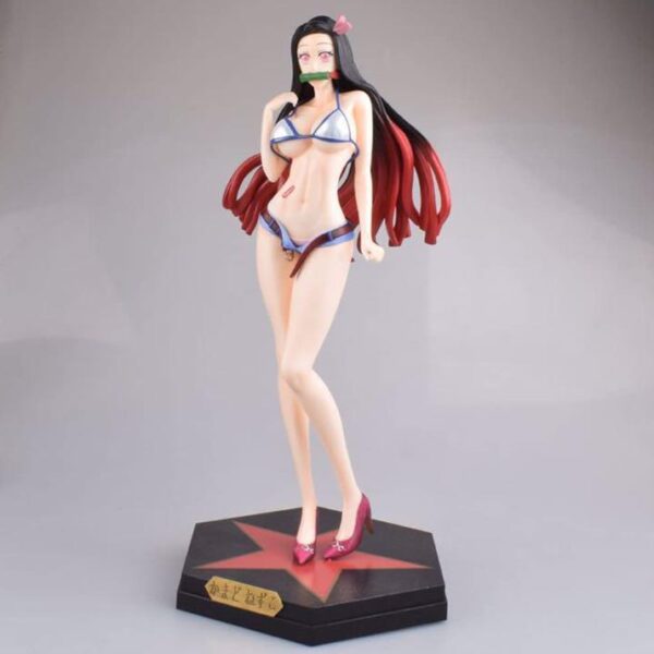 鬼滅の刃　水着　ねずこアニメモデルのキャラクター