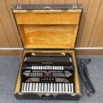 中古/現状渡し TOMBO(トンボ) アコーディオン No.75 気鳴楽器