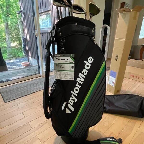 ほぼ新品　テーラーメイドRBZ SPEEDLITE ゴルフクラブセット バッグ付