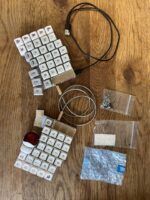 Keyball 61 完成品　LED未実装 トラックボール、ケーブル等付属
