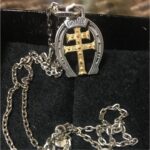 CRIMIE HORSESHOE NECKLACE クライミー