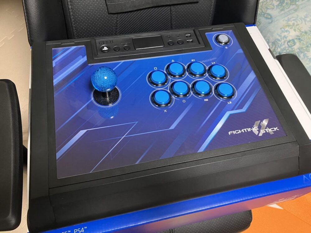 Hori ファイティングスティックα レバー&ボタン三和電子製に交換