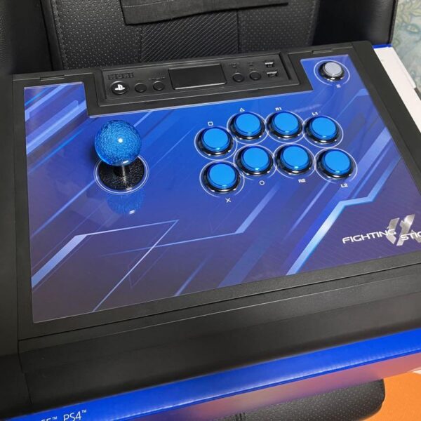 Hori ファイティングスティックα レバー&ボタン三和電子製に交換