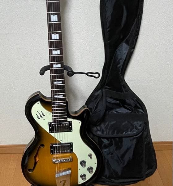 Italia Guitars Mondial Classic  イタリアギター