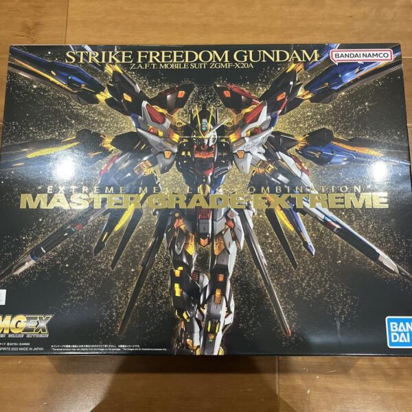 ガンプラ　ストライクフリーダムMGEX
