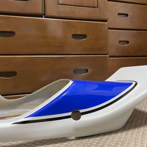 gsx400インパルス　テールカウル　後期GK7CA