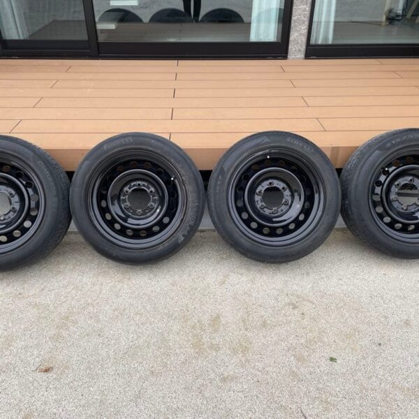トヨタ　fjクルーザー　ハイエース　鉄チンホイール