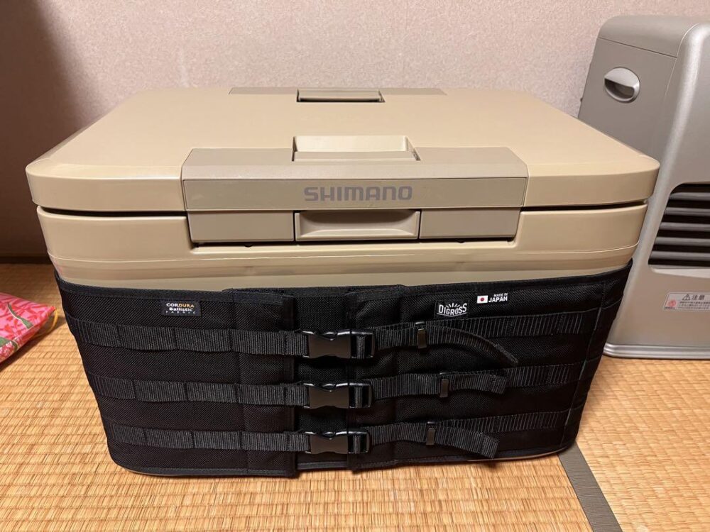【カバー付】シマノ　ICEBOX ST 30L