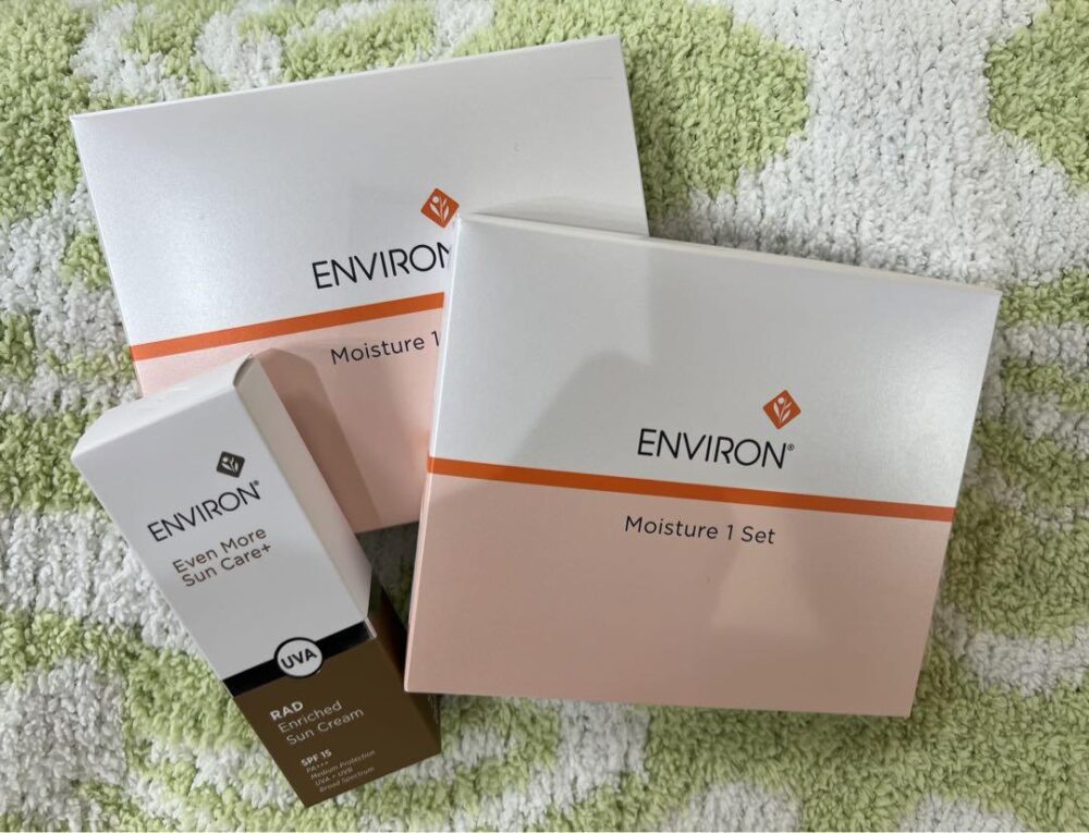 モイスチャー1セット二箱＋ラドエンリッチドサンクリーム
