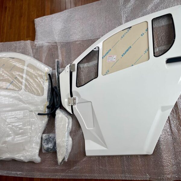 トヨタ車体製 コムス用 FRP製ドア